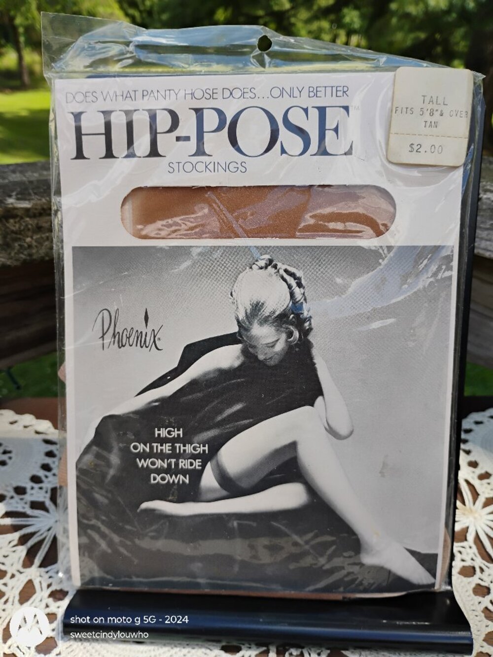 Phoenix brand Hip Pose high on the thigh design thigh-high hosiery NEW old stock